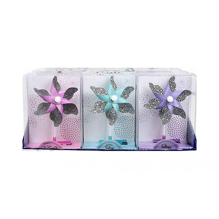 farebná vrtuľka pre deti.