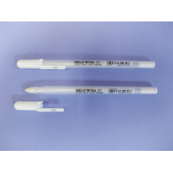   Metalická farba píše na svetlé aj tmavé papiere, ako aj na lesklé a matné povrchy. 