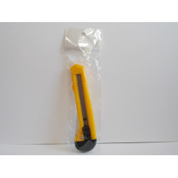 Odlamovací-vysúvací nôž Kinzo